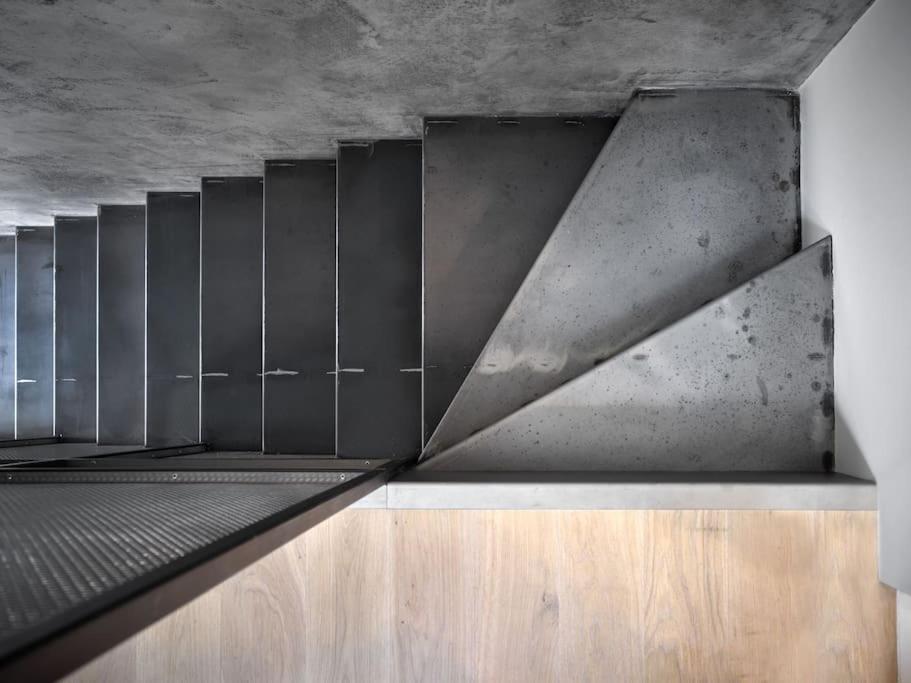 Rooftop Penthouse With Terrace, Prime Location Prague Exterior photo